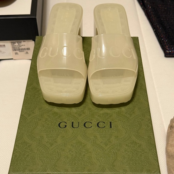 Gucci Sandals Rubber Slides (Glow in the Dark!) - Picture 1 of 3